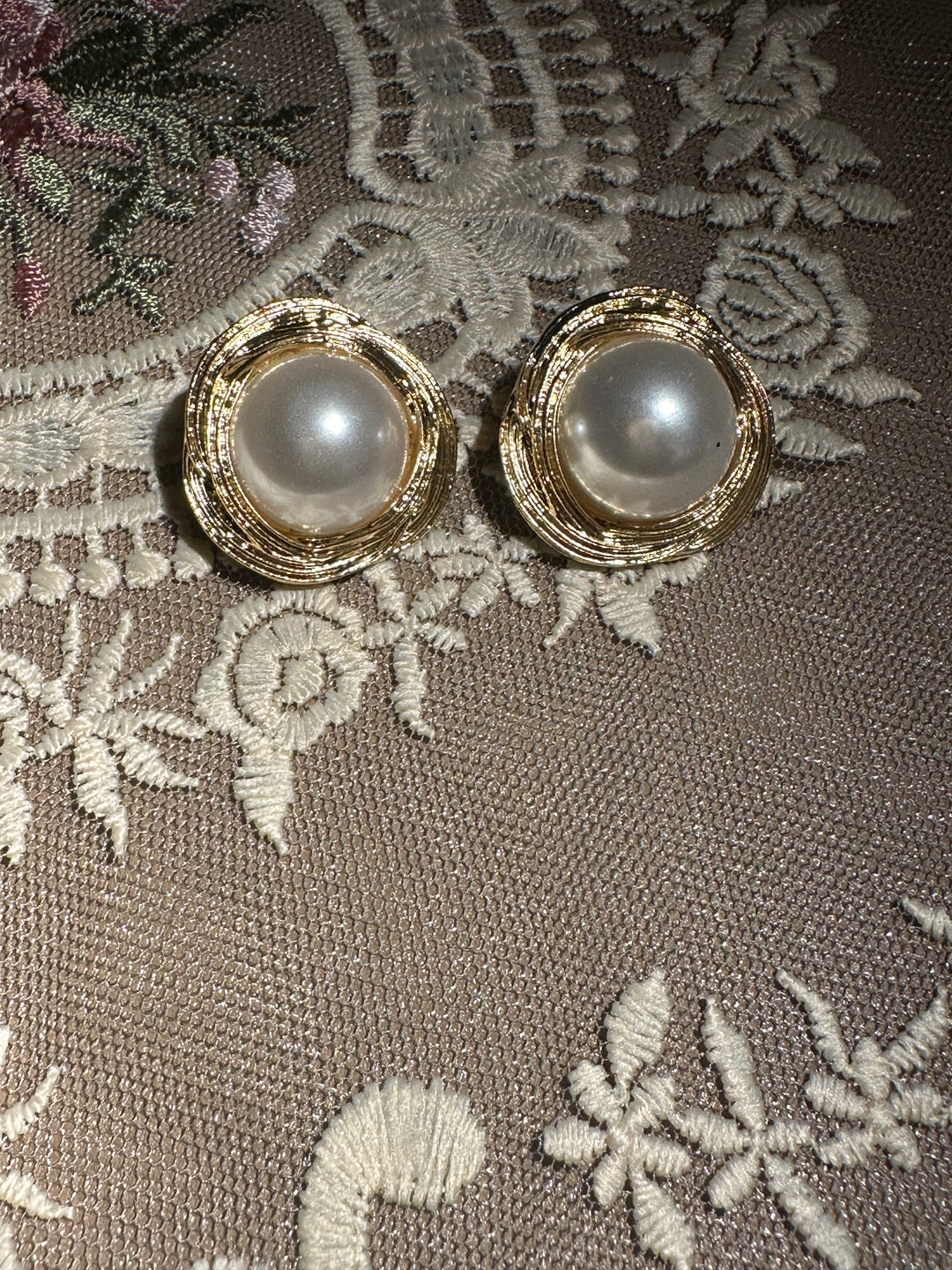 Vintage Earing E125