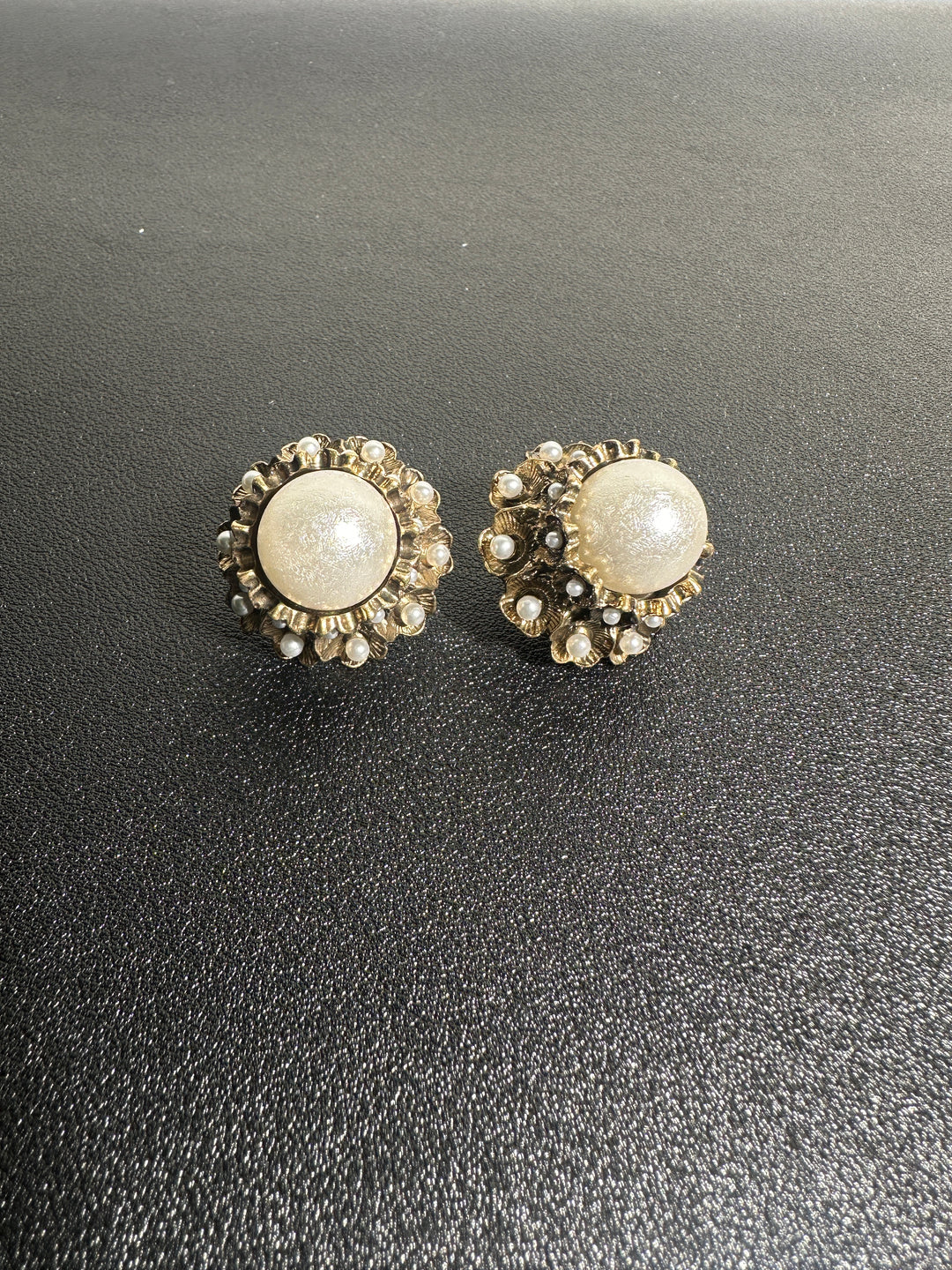 Vintage Earing E59