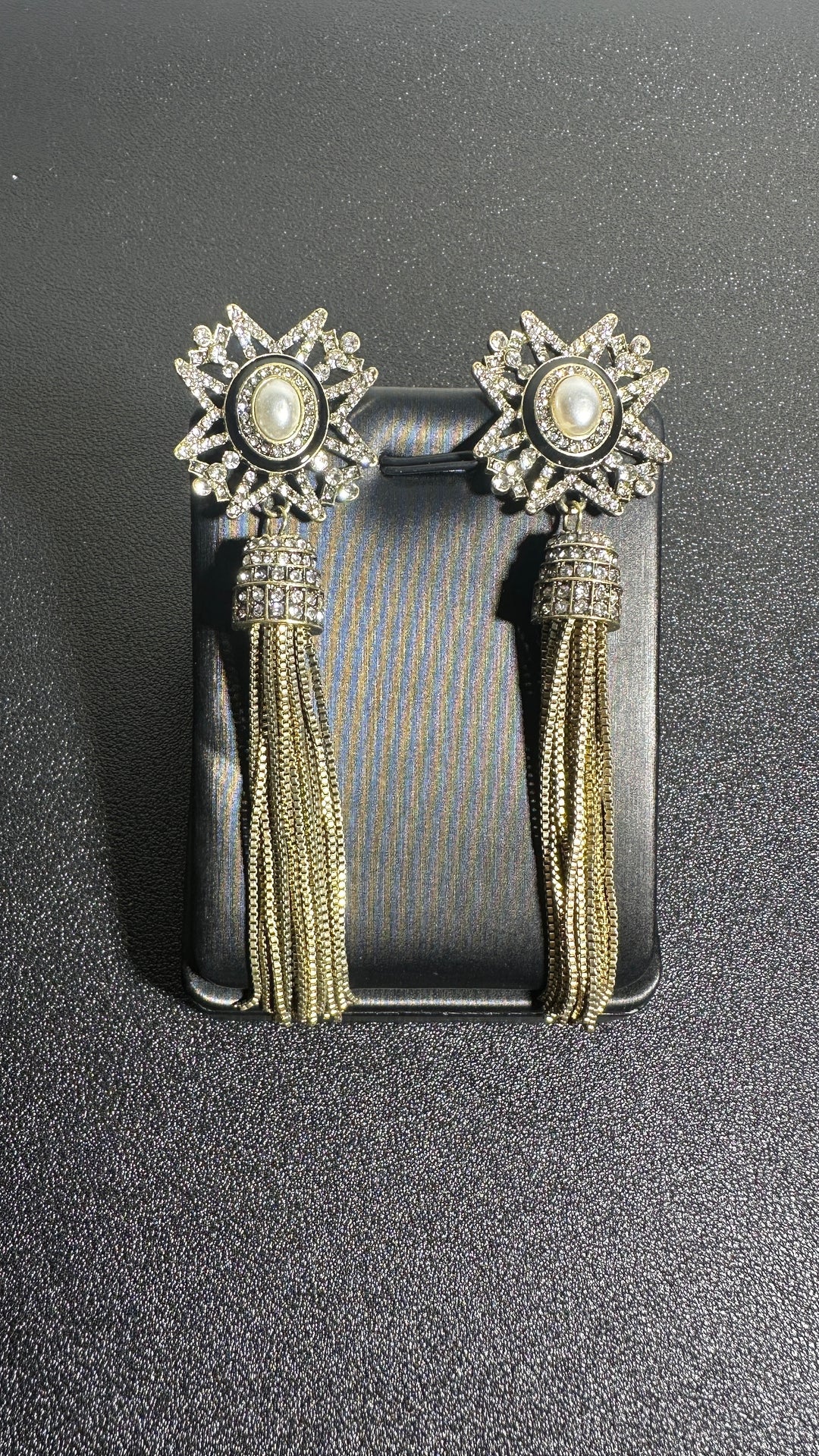 Vintage Earing E79